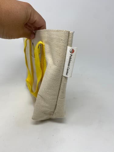 Pokemon Center PIkachu Tote Bag Yellow Cream Official — photo 2