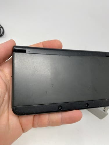 New Nintendo 3DS Black Japanese Console with AC Adapter and Angry Birds Game — photo 2