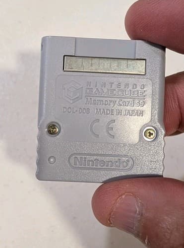 Nintendo Animal Crossing Memory Card for GameCube NTSC-U/C (US/Canada) 2002 — photo 4