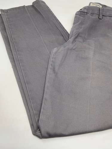 Dockers Men's Slim Fit 34x32 Grey Khaki Performance Stretch Tech Chino Pants — photo 4