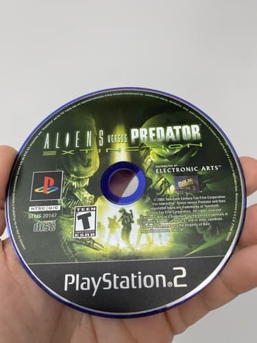 Aliens vs. Predator: Extinction (Sony PlayStation 2, 2003) PS2 / Disc Only — photo 3