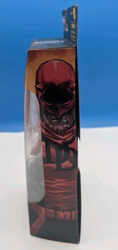 Marvel Legends Marvel Knights Daredevil 6-inch Action Figure — photo 3