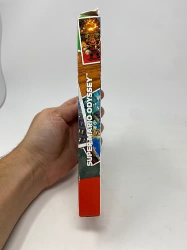 Super Mario Odyssey Nintendo Switch Game w/ Traveler's Guide & Box READ Damage — photo 3