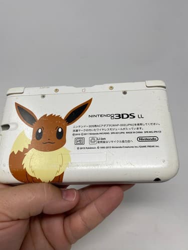 Nintendo 3DS XL Pokemon Center Eevee Edition Console Japanese ver Good Condition — photo 8