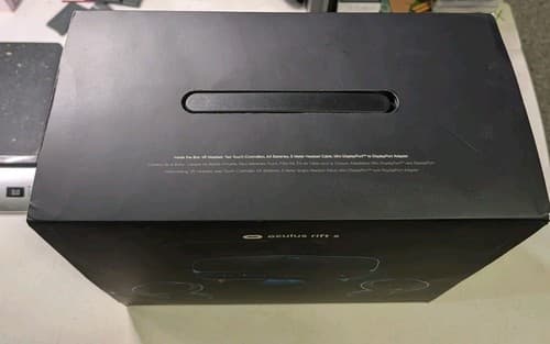 Oculus Rift S PC-Powered VR Gaming Set with original box & Travel Case Tested — photo 2