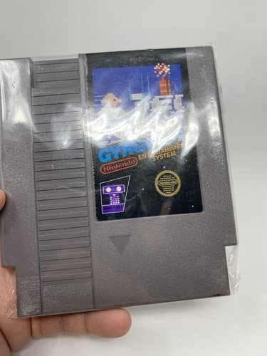Gyromite 5-Screw w Famicom Adapter Nintendo Video Game Cartridge nes cart konami — photo 3