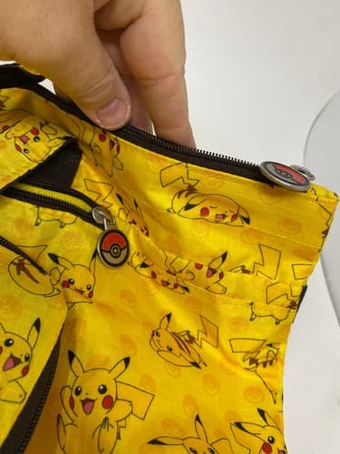 Pokemon Pikachu Yellow All Over Print Tote Bag Zippered Travel Shopping Bag — photo 8