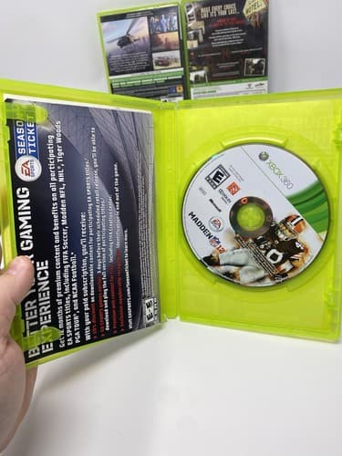 Lot Of 6 Xbox 360 Games GTA V Batman Pure Futbol Walking Dead Madden 12 Kinect — photo 6