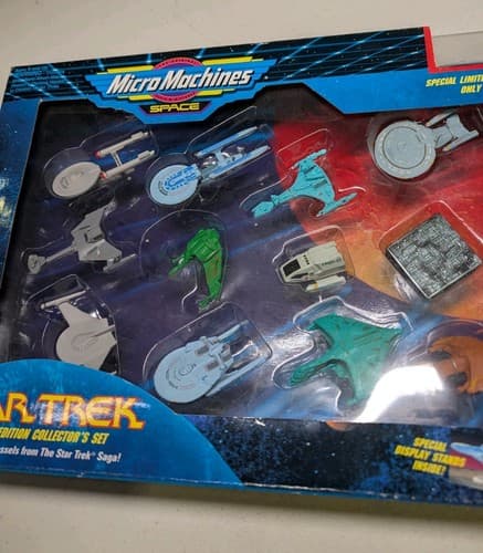 Galoob Micro Machines Star Trek L. Edition Collector's Set (65831) New 16 Vessel — photo 3
