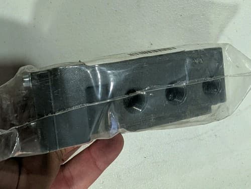 Numatics 203-439 Control Value New In Package — photo 4