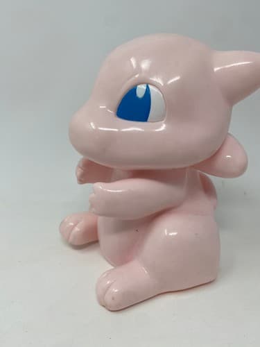 Vintage Pokemon Mew Figure Banpresto 1998 Pink Hollow Collectible Nintendo — photo 2