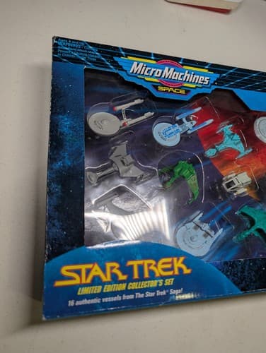 Galoob Micro Machines Star Trek L. Edition Collector's Set (65831) New 16 Vessel — photo 2