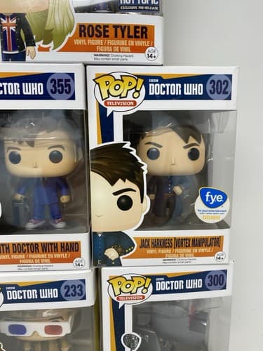 Lot of 5 Funko Pop Doctor Who Rose 295 Jack 302 K-9 300 Tenth 233 355 Exclusives — photo 4