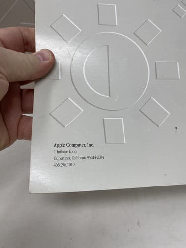 Vintage AppleVision 1710AV Display User Guide — photo 3