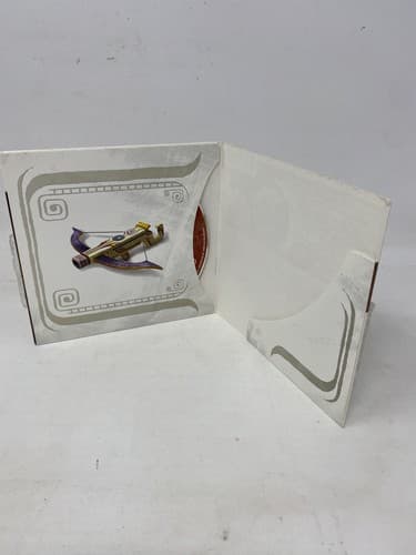 Link's Crossbow Training (Wii) Complete Disc and Paper Case - No Zapper — photo 3