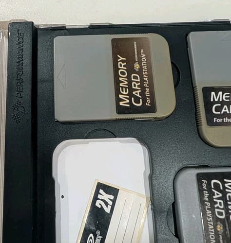PlayStation 1 PS1 Performance Memory Card Case Holder w/ 3 Memory Cards - Tested — photo 6