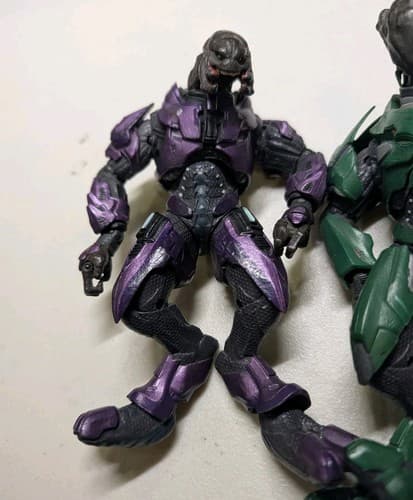 Lot of 2 Halo McFarlane Figures Loose - Spartan CQC, Covenant Elite Minor — photo 3