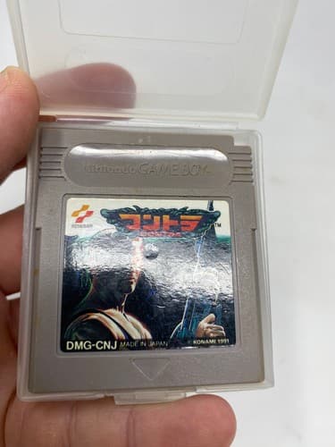 Contra (Japanese version) Game Boy GB Japan Import DMG-CNJ w/ Case — photo 2