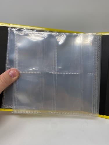 Pokémon Collection Holder Pikachu File Storage Yellow Binder Pokemon Center — photo 4