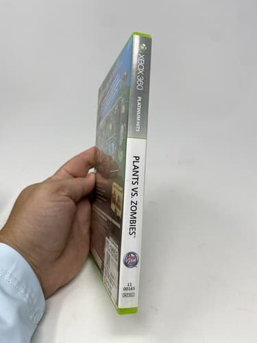Plants vs. Zombies (Microsoft Xbox 360, 2010) CIB W/ Manual + Zuma & Peggle — photo 5