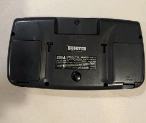 Sega Game Gear 2103 Handheld Video Game Console System for Parts Or Repair — photo 5