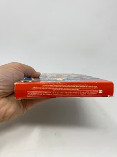 Super Mario Odyssey Nintendo Switch Game w/ Traveler's Guide & Box READ Damage — photo 4