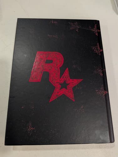 Red Dead Redemption 2: The Complete Official Guide Collector's Edition Hardcover — photo 2