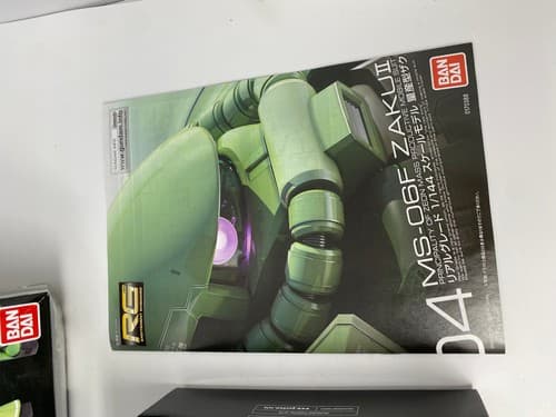Gundam MS-06F ZAKU II Robot Figure Model Unused Bandai Japan Open Box Sealed — photo 8