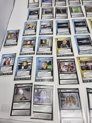 Star Trek CCG Lot of Of 61 Cards Mixed - Characters, Vehicles — photo 2