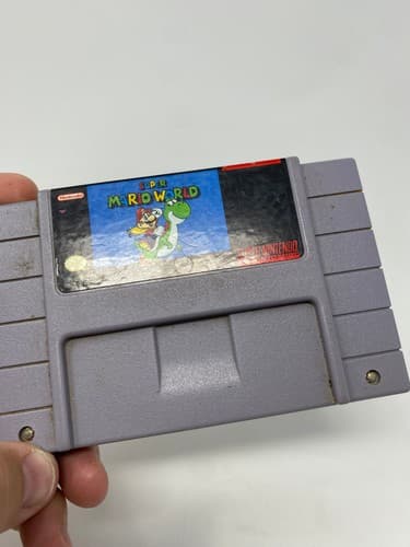 Nintendo Super Mario World Super Nintendo SNES NTSC-U/C Game Cartridge — photo 5