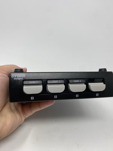 Cyber Gadget Compact S Terminal AV Selector — photo 3