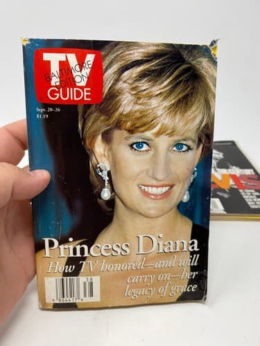 TV Guide lot of 3 Princess Diana John F Kennedy Jr Elvis Entertainer — photo 7