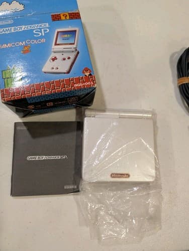 20th Anniversary Game Boy Advance SP Famicom Console Edition Japanese CIB Tested — photo 8