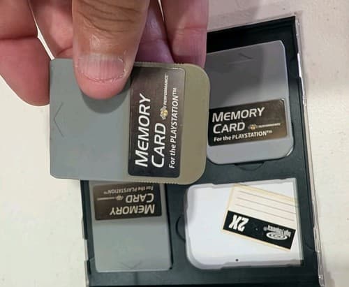 PlayStation 1 PS1 Performance Memory Card Case Holder w/ 3 Memory Cards - Tested — photo 4