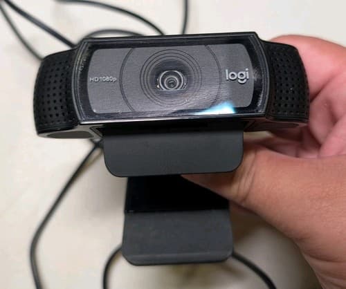 Logitech C920 1080p HD Webcam USB Camera 860-000560 — photo 2