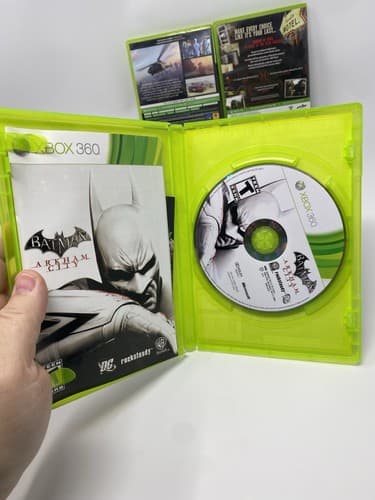 Lot Of 6 Xbox 360 Games GTA V Batman Pure Futbol Walking Dead Madden 12 Kinect — photo 5