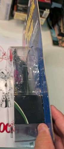 Hasbro Marvel Legends Dr. Doom 6" Retro Fantastic Four Action Figure NIB — photo 8