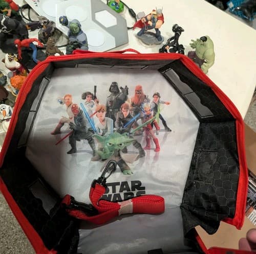 Disney Infinity 1.0/2.0/3.0 Starter Mega-Lot w/ Hulkbuster & Case — photo 6