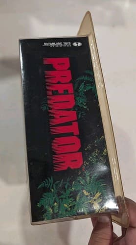 McFARLANE TOYS SPAWN.COM PREDATOR ACTION FIGURE NEW! — photo 5