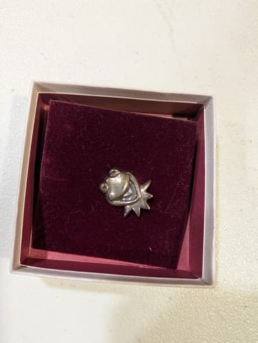 Vintage Muppet Kermit Hand & Hammer Sterling Silver Pin — photo 6
