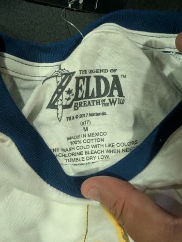 The Legend of Zelda Breath Of The Wild Adult Size Large M Raglan Loot Crate Wear — photo 4