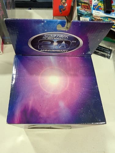 Star Trek Commander William Riker w/ Command Chair TNG 2007 NEW in box — photo 4